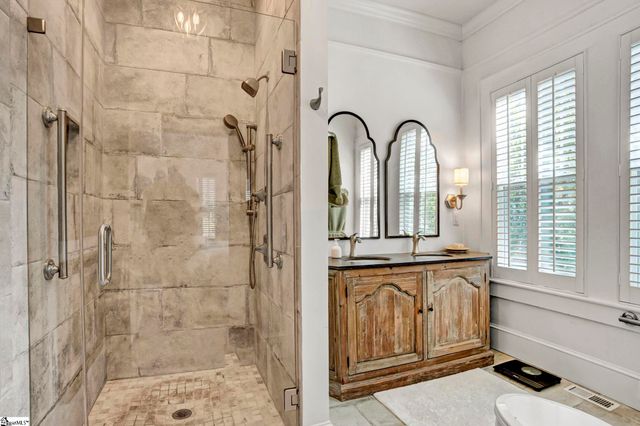 1008 W Poinsett Street, Greer, SC 29650