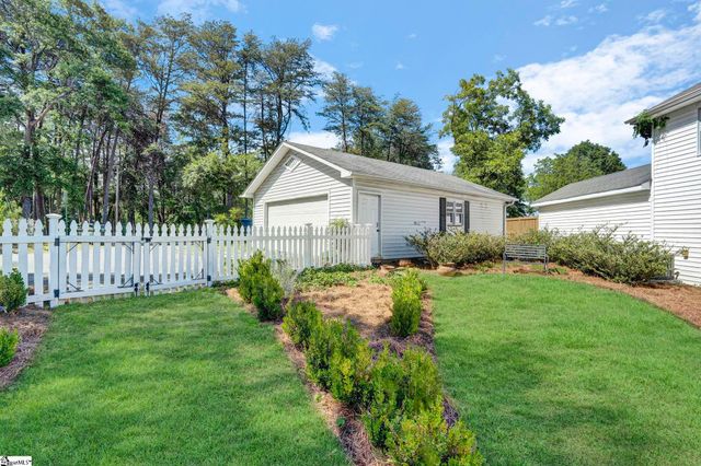 1008 W Poinsett Street, Greer, SC 29650