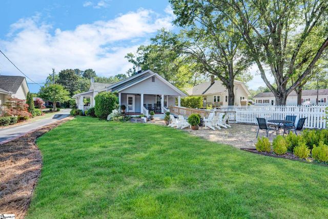 1008 W Poinsett Street, Greer, SC 29650