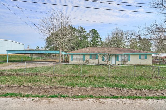 203 Paul Knox Street, Huntsville, TX 77320