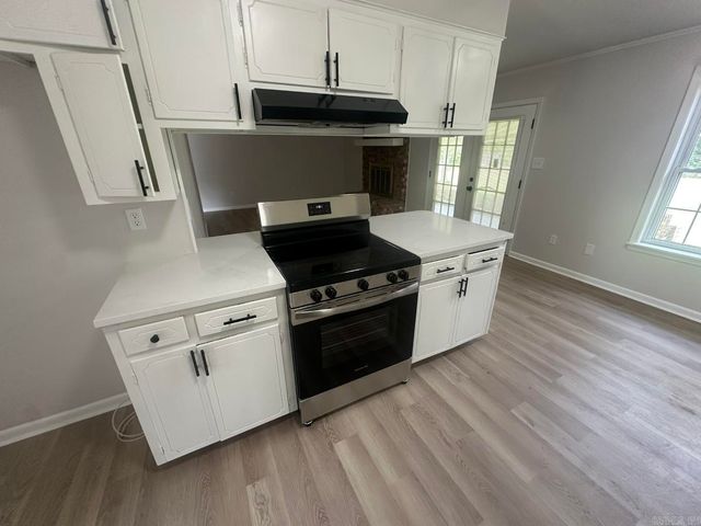1512 Glover Street, Malvern, AR 72104