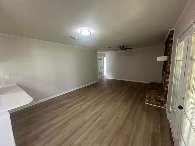 1512 Glover Street, Malvern, AR 72104