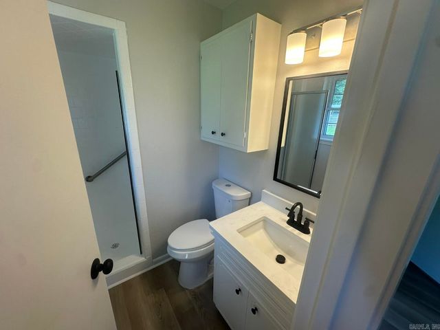 1512 Glover Street, Malvern, AR 72104