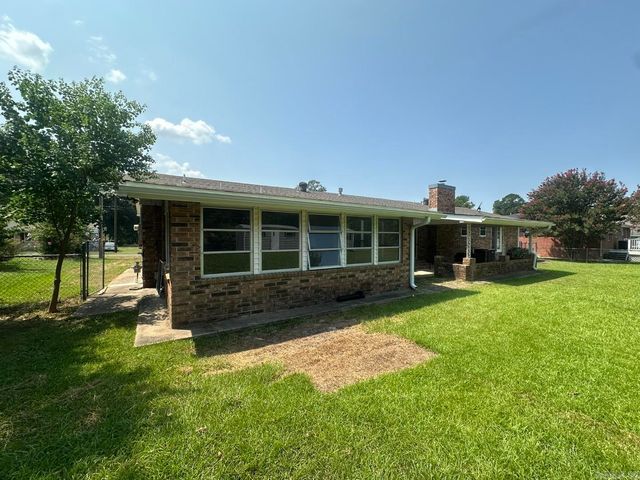 1512 Glover Street, Malvern, AR 72104