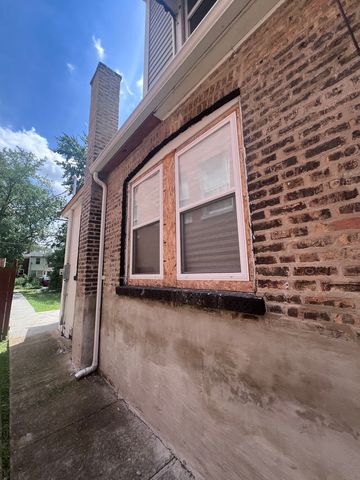 1105 W 111th Place, Chicago, IL 60643