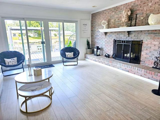 10861 CLARA LANE, St Petersburg, FL 33708