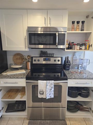 10861 CLARA LANE, St Petersburg, FL 33708