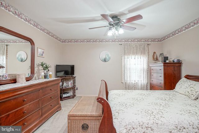 5 PARTRIDGE CT, Marlton, NJ 08053