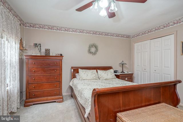 5 PARTRIDGE CT, Marlton, NJ 08053