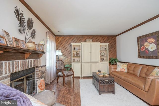 5 PARTRIDGE CT, Marlton, NJ 08053