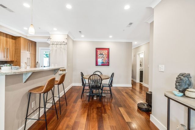 109 D St 4, Boston, MA 02127