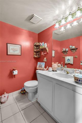 555 NE 15th St 23I, Miami, FL 33132