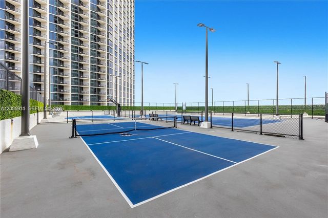 555 NE 15th St 23I, Miami, FL 33132