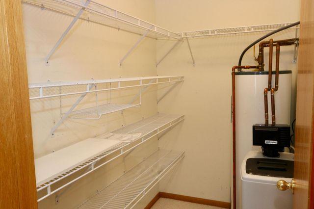 300 10th Avenue SE 101, Pelican Rapids, MN 56572