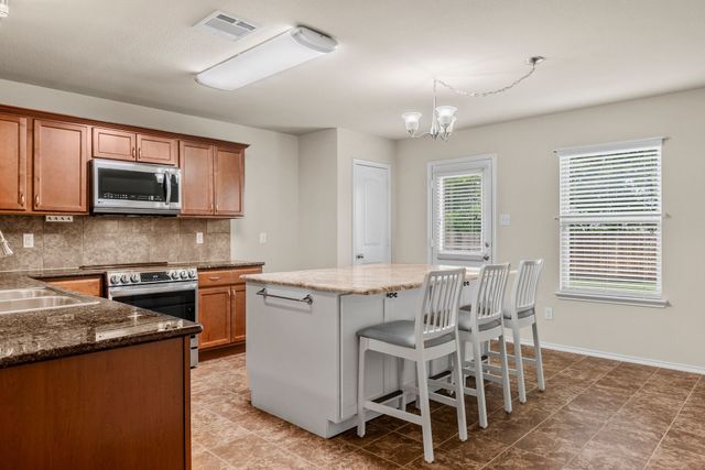 1317 N Houston Street, Royse City, TX 75189