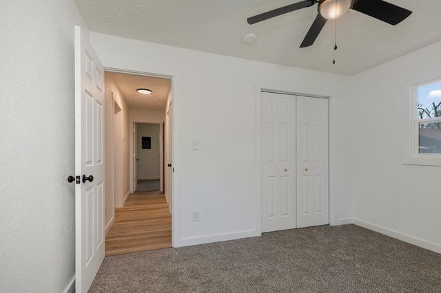 2716 West Elm Street, Springfield, MO 65802