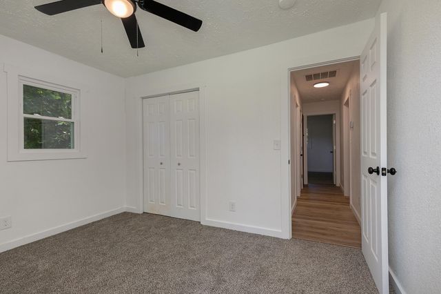 2716 West Elm Street, Springfield, MO 65802