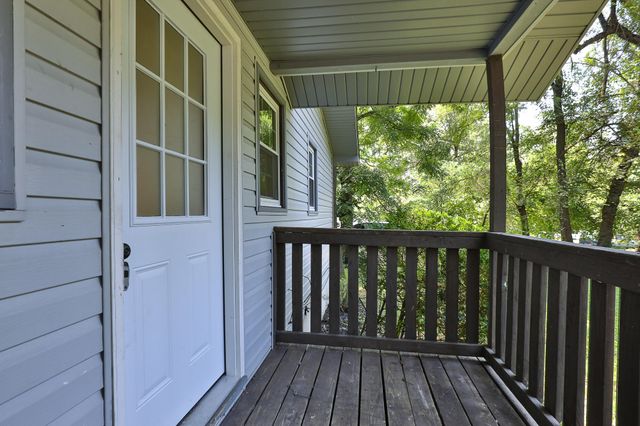 2716 West Elm Street, Springfield, MO 65802
