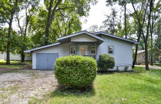 2716 West Elm Street, Springfield, MO 65802