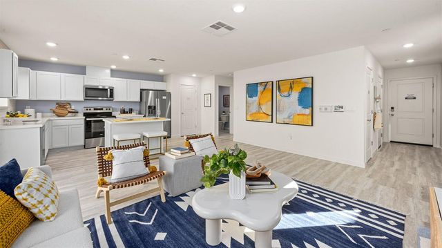 8161 Wippersnapper Way, Roseville, CA 95747