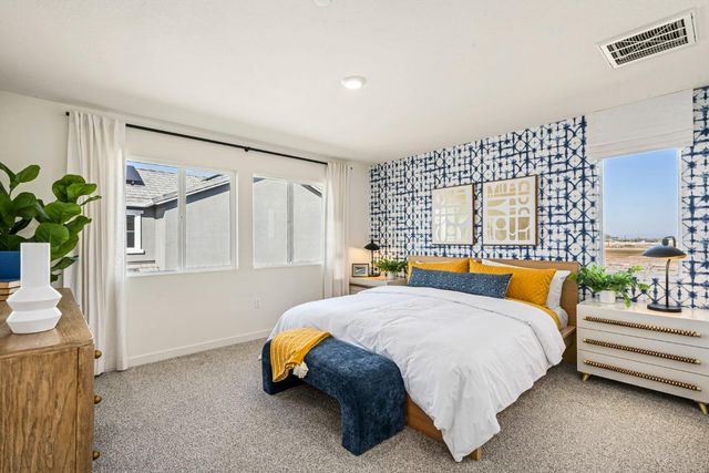 8161 Wippersnapper Way, Roseville, CA 95747