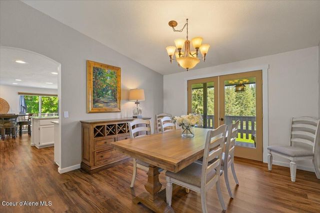 11901 N Eastshore DR, Hayden, ID 83835