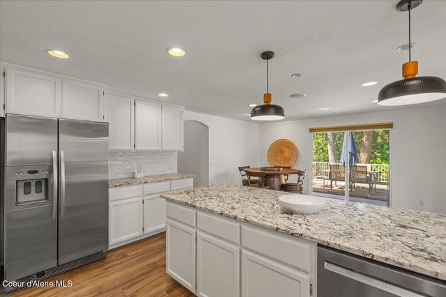 11901 N Eastshore DR, Hayden, ID 83835
