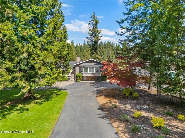 11901 N Eastshore DR, Hayden, ID 83835