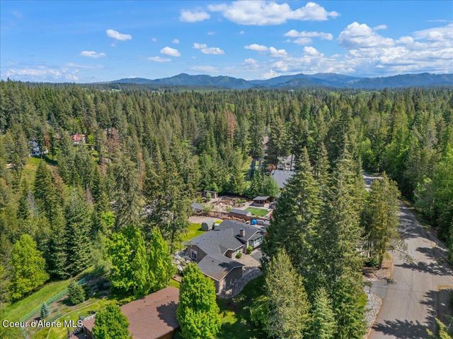 11901 N Eastshore DR, Hayden, ID 83835