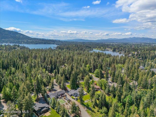 11901 N Eastshore DR, Hayden, ID 83835