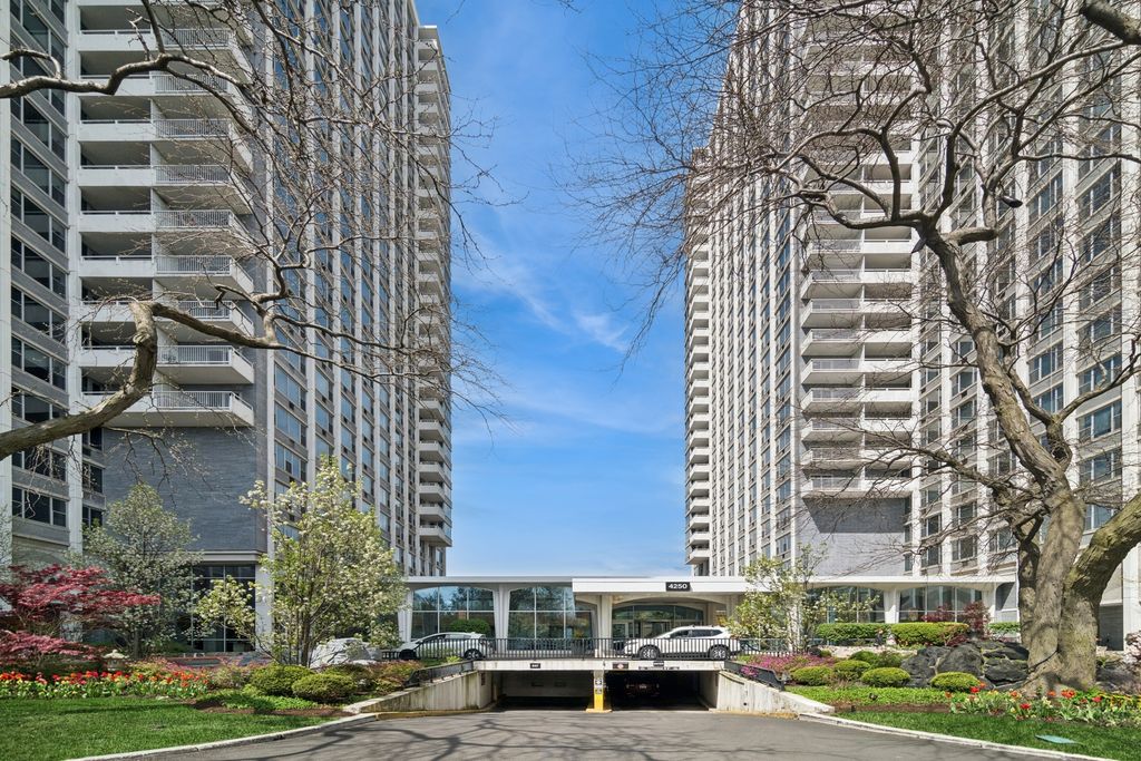 4250 N Marine Drive 705, Chicago, IL 60613 — exterior