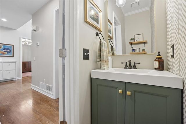 260 Wexford Overlook Drive, Roswell, GA 30075
