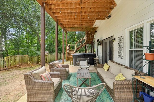 260 Wexford Overlook Drive, Roswell, GA 30075