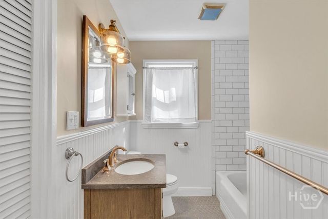 308 E 55th Street, Savannah, GA 31405