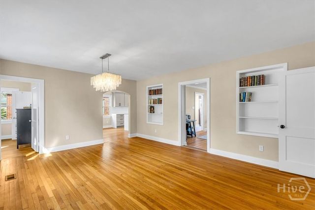 308 E 55th Street, Savannah, GA 31405