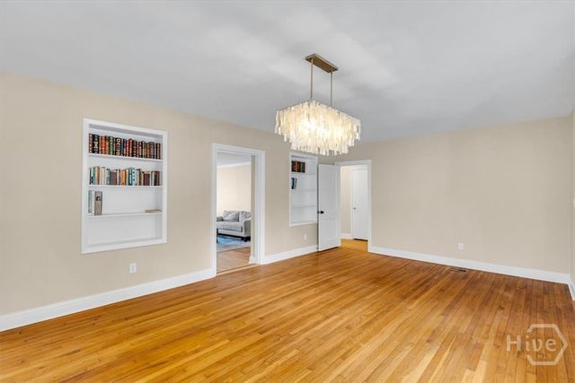 308 E 55th Street, Savannah, GA 31405