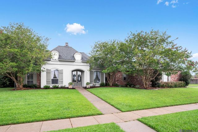 8391 Ormand Dr, Zachary, LA 70791