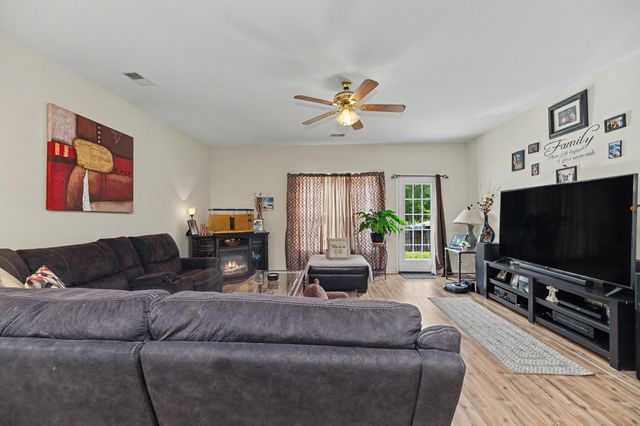 130 Mayfield Drive, Goose Creek, SC 29445