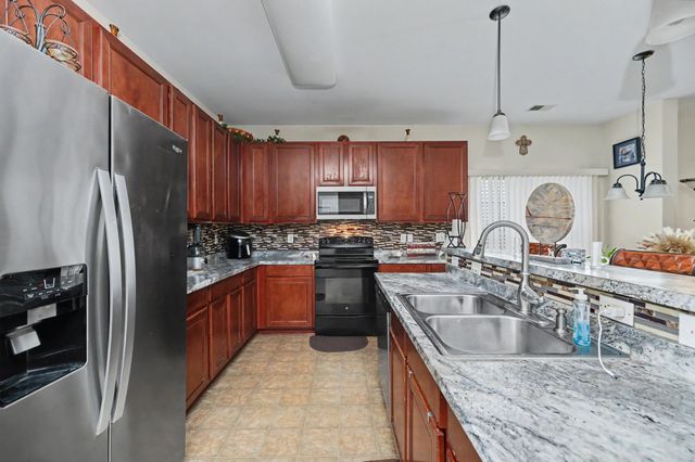 130 Mayfield Drive, Goose Creek, SC 29445