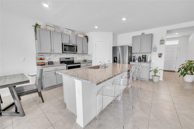 8237 JUNING COVE, Wesley Chapel, FL 33545
