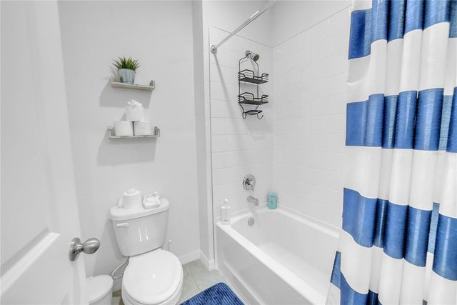 8237 JUNING COVE, Wesley Chapel, FL 33545