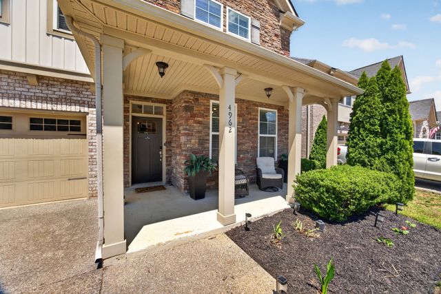 4962 Napoli Dr, Mount Juliet, TN 37122