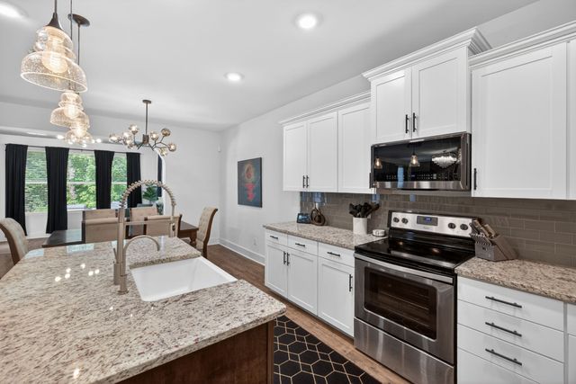 4962 Napoli Dr, Mount Juliet, TN 37122