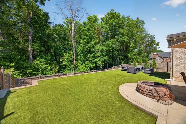 4962 Napoli Dr, Mount Juliet, TN 37122