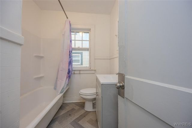 2260 Weston Avenue, Niagara Falls, NY 14305