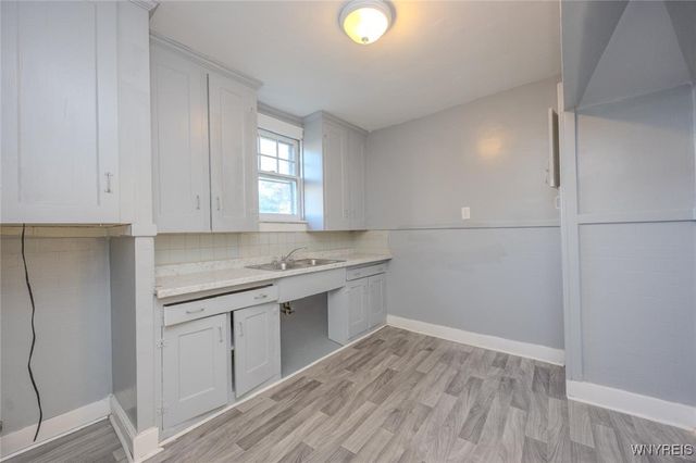 2260 Weston Avenue, Niagara Falls, NY 14305