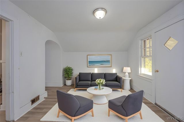 2260 Weston Avenue, Niagara Falls, NY 14305