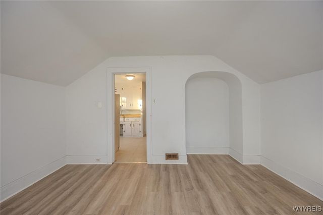 2260 Weston Avenue, Niagara Falls, NY 14305