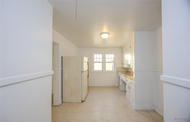 2260 Weston Avenue, Niagara Falls, NY 14305