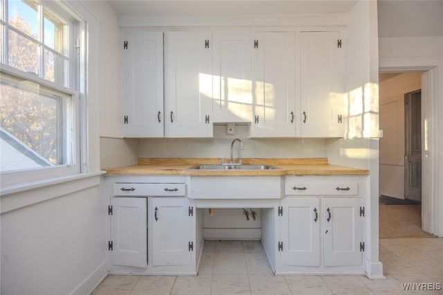 2260 Weston Avenue, Niagara Falls, NY 14305